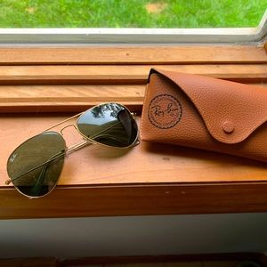 Ray-Ban women’s Aviators